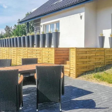 3 Bedroom Beautiful In Feriehus *
